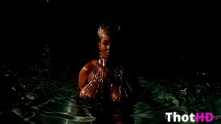 Stephanie Nelson Huge Tits Nude NSFW