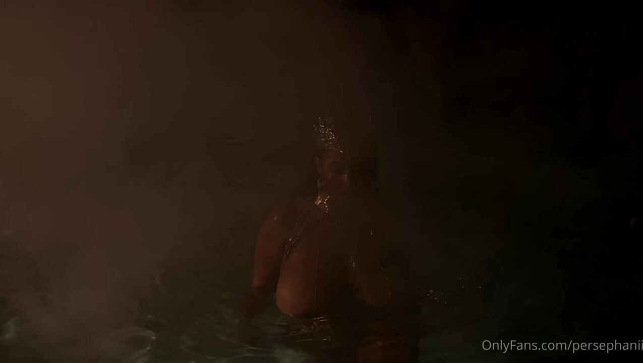 Stephanie Nelson Huge Tits Nude NSFW