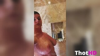 Rahyndee James Nude Masturbating
