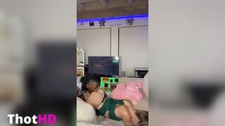 Snomarie69 Cunnilingus and Ass Clip