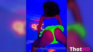 Tazs Angels Ass in Miniskirt Leaked