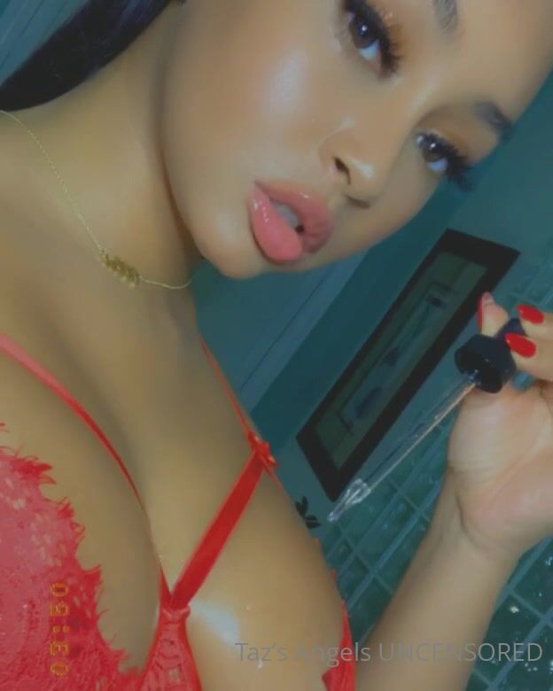 Tazs Angels Big Tits Leak