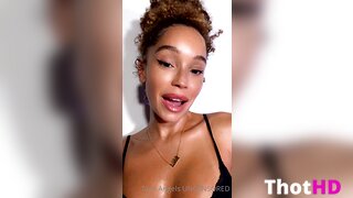 Tazs Angels Cleavage Leak_001