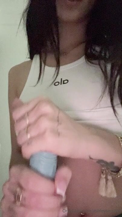 AshleySerrano Underboob BG Sex Leak