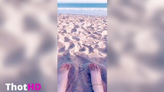 Ginger Phoenix Bikini on Beach Leak