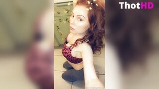 Ginger Phoenix Cleavage