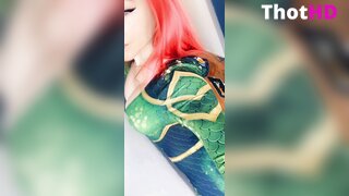 Ginger Phoenix Cleavage Close-Up Video
