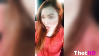 Ginger Phoenix Close-Up Leak