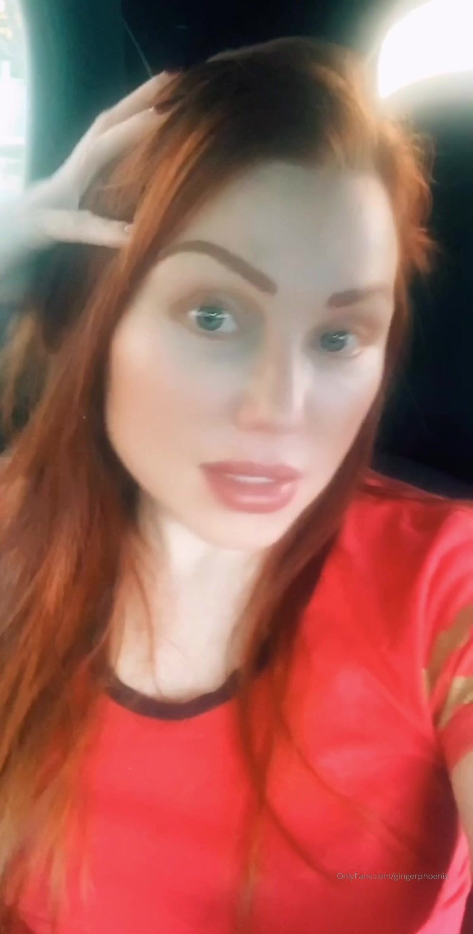 Ginger Phoenix Close-Up Leak
