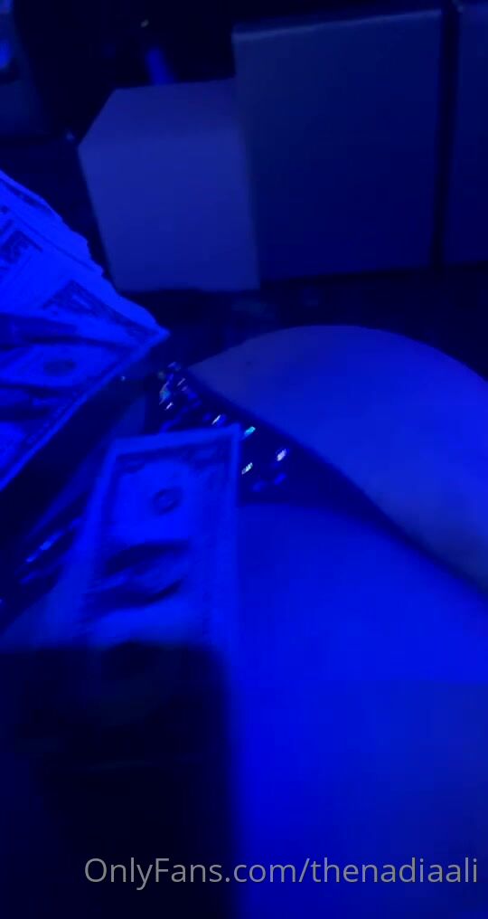 Nadia Ali Close-Up