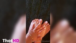 Nadia Ali Feet and Toes NSFW