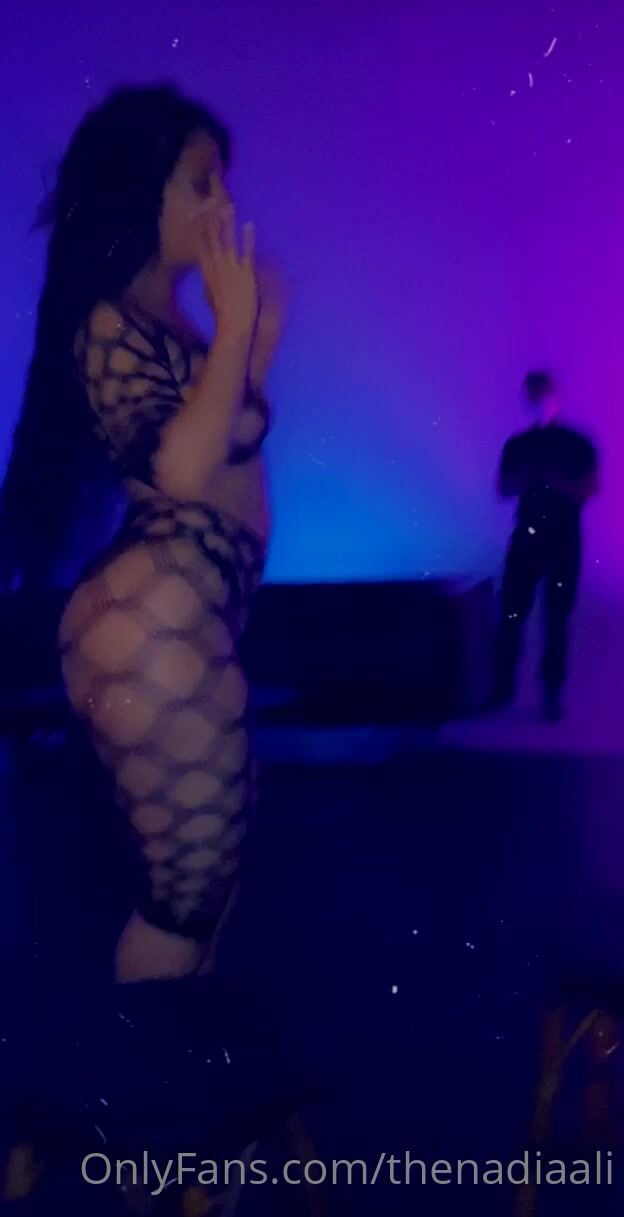 Nadia Ali From Behind Leak