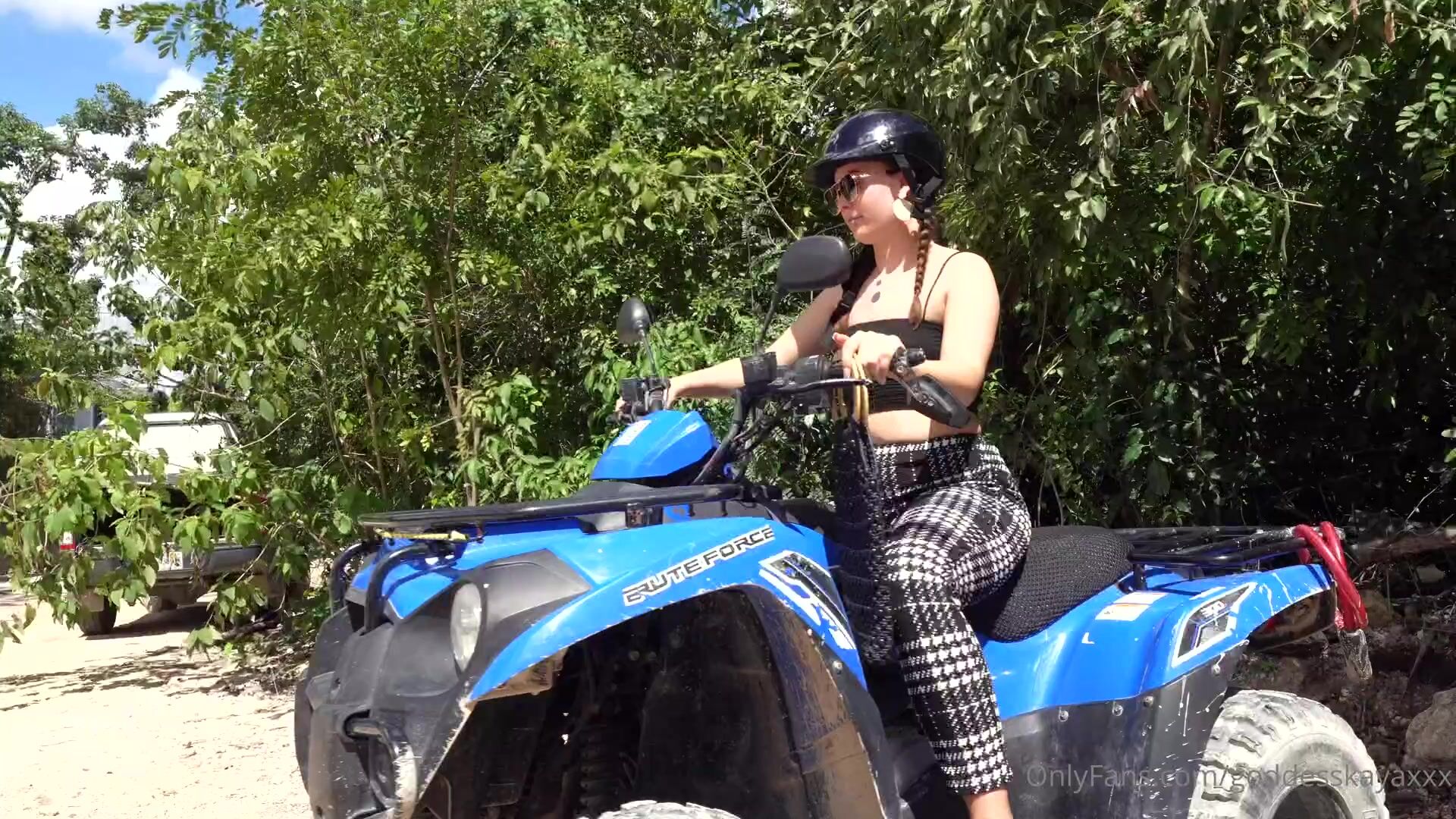Goddess Kaya Outdoor From Behind