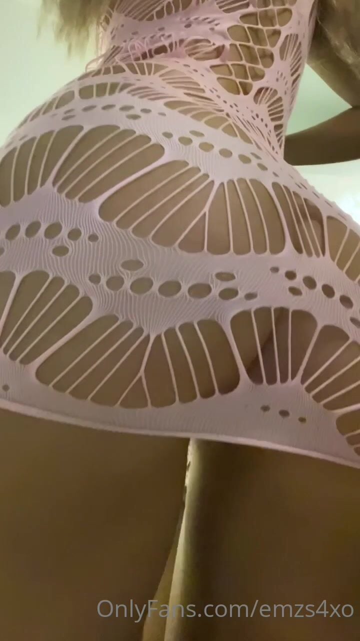 PrincessEmzs4xo Ass Dress Clip