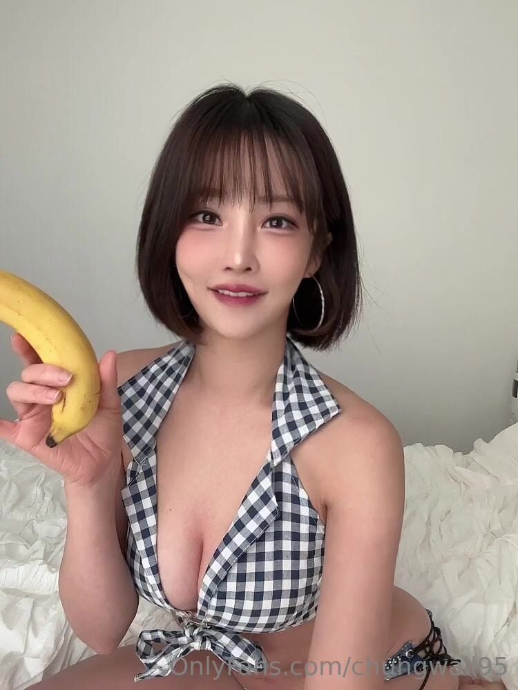 Sunwall95 Cleavage on Bed NSFW