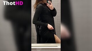 Vikky Candy Bathroom Thighhighs OF