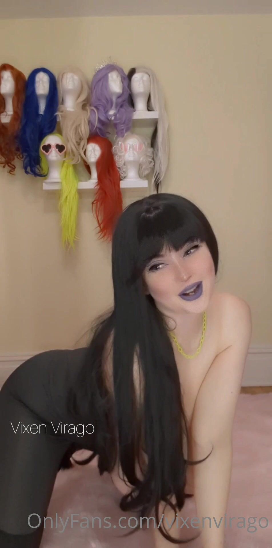 Vixen Virago Close-Up Big Tits Clip
