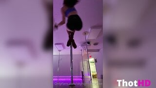 Skyhighsierra Pole Dancing in Shorts XXX