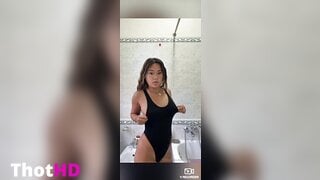 Michelahan Bathroom Cleavage OnlyFans