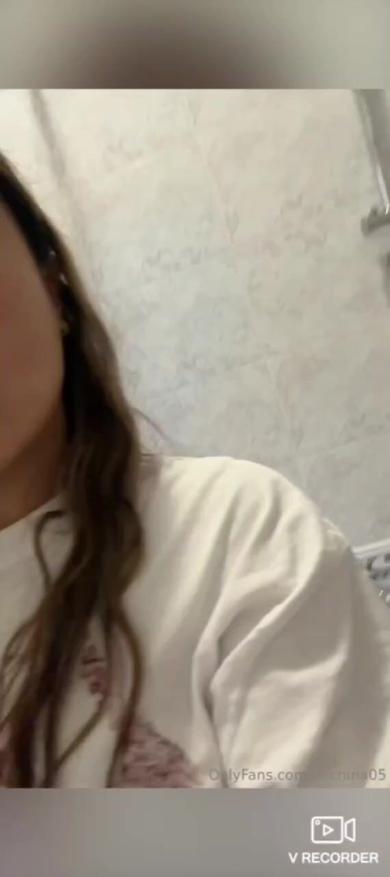Michelahan Bathroom Cleavage OnlyFans