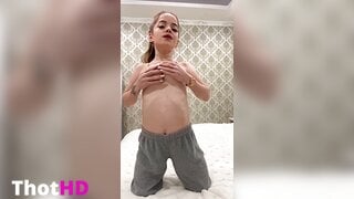 Eva_Ashhh topless