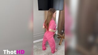 Lilmabel Ass From Behind OF