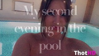 Loona Scandi Nude Pool Video