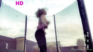Loonascandi Topless Clip