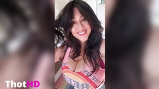 Antonella Kahllo Cleavage and Big Tits OF