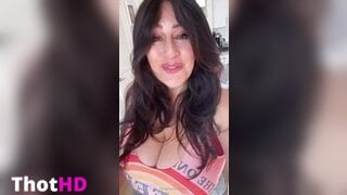 Antonella Kahllo Cleavage and Big Tits OF