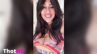 Antonella Kahllo Cleavage and Big Tits OF