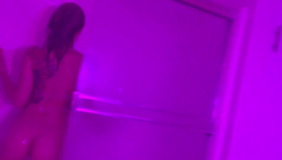 Kali Roses Nude Ass Video