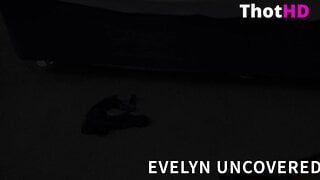 Evelynuncovered On Bed Nude XXX_001