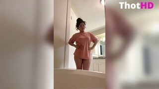 Onlyseraphinexxx Bottomless Video