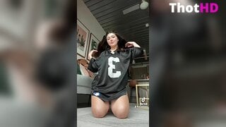 Onlyseraphinexxx On All Fours