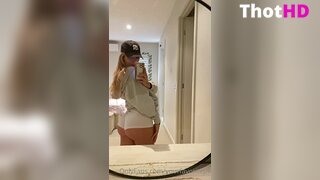 Yourfavoritept Ass in the Bathroom Clip