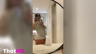 Yourfavoritept Ass in the Bathroom Clip