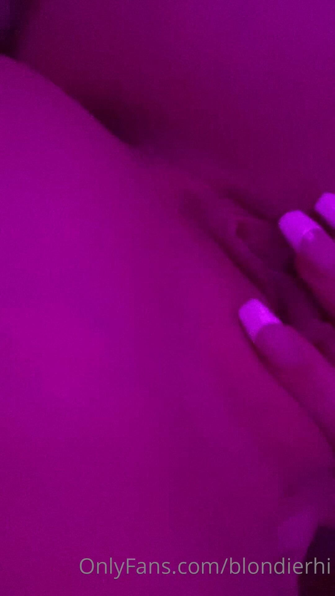 Alainecheeks Ass Close-Up OF