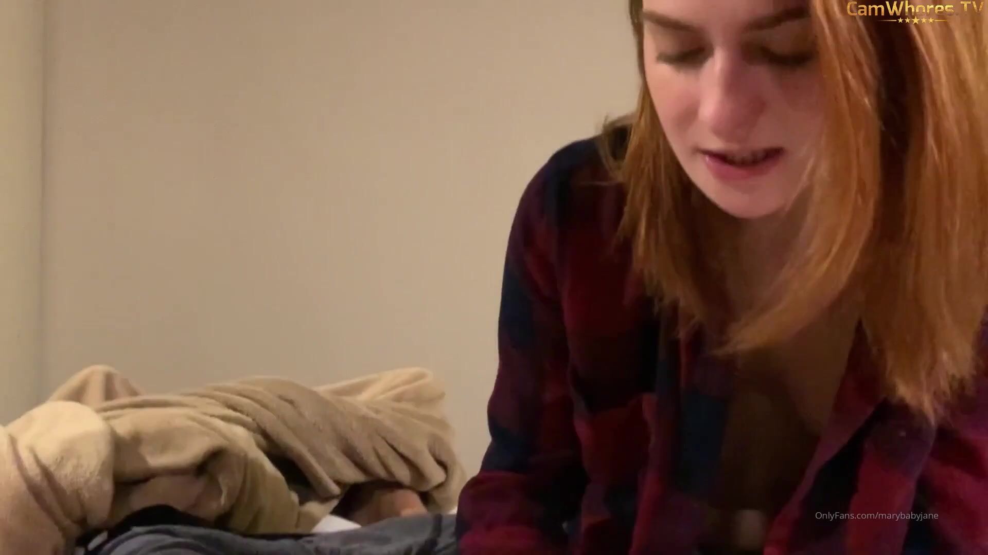 MaryKittyBaby Bottomless Close-Up Leaked