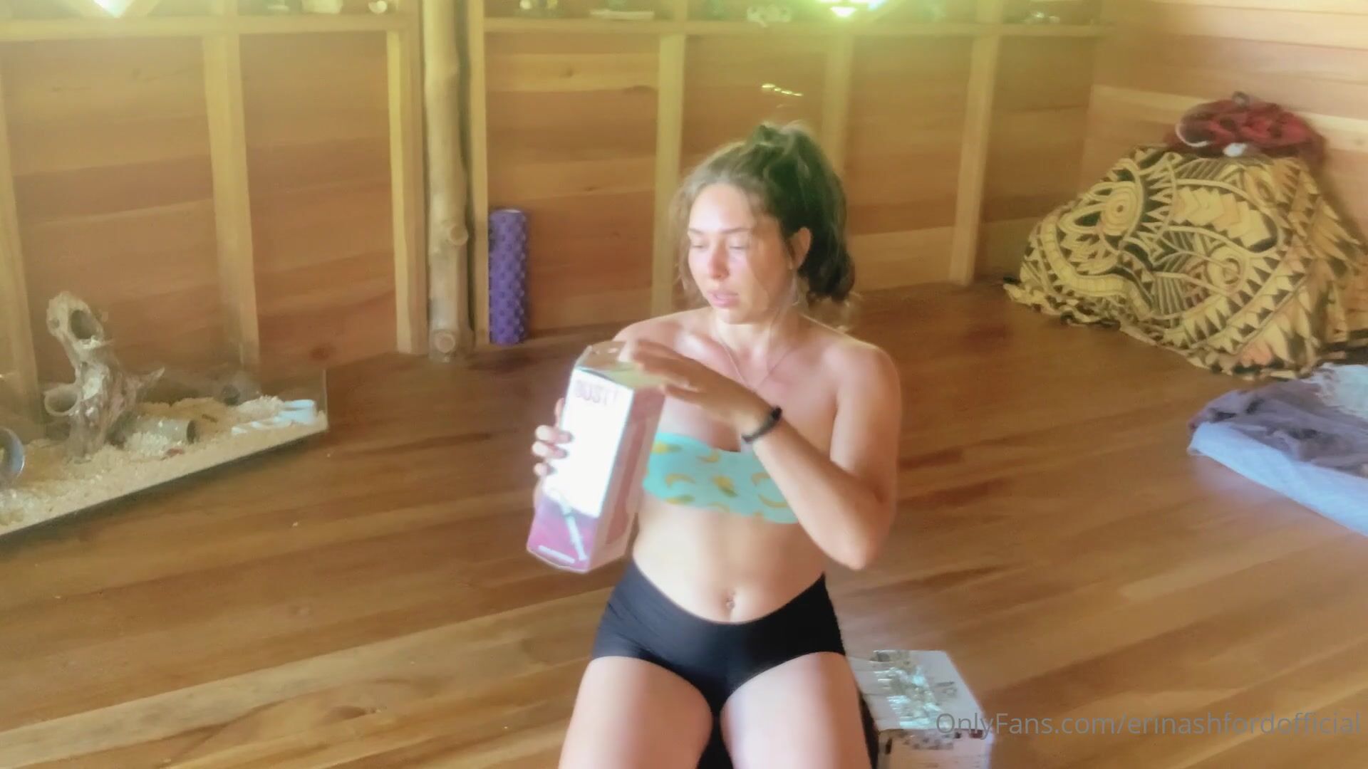 Erin Ashford Bodysuit Clip