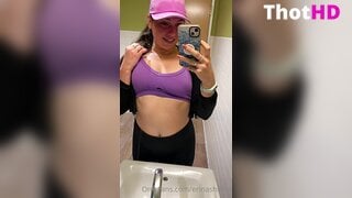 Erin Ashford Cleavage Video
