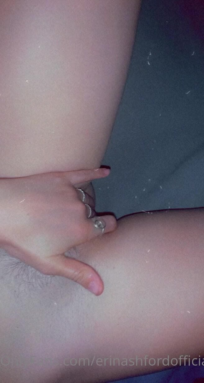 Erin Ashford Close-Up Pubic Hair Leaked