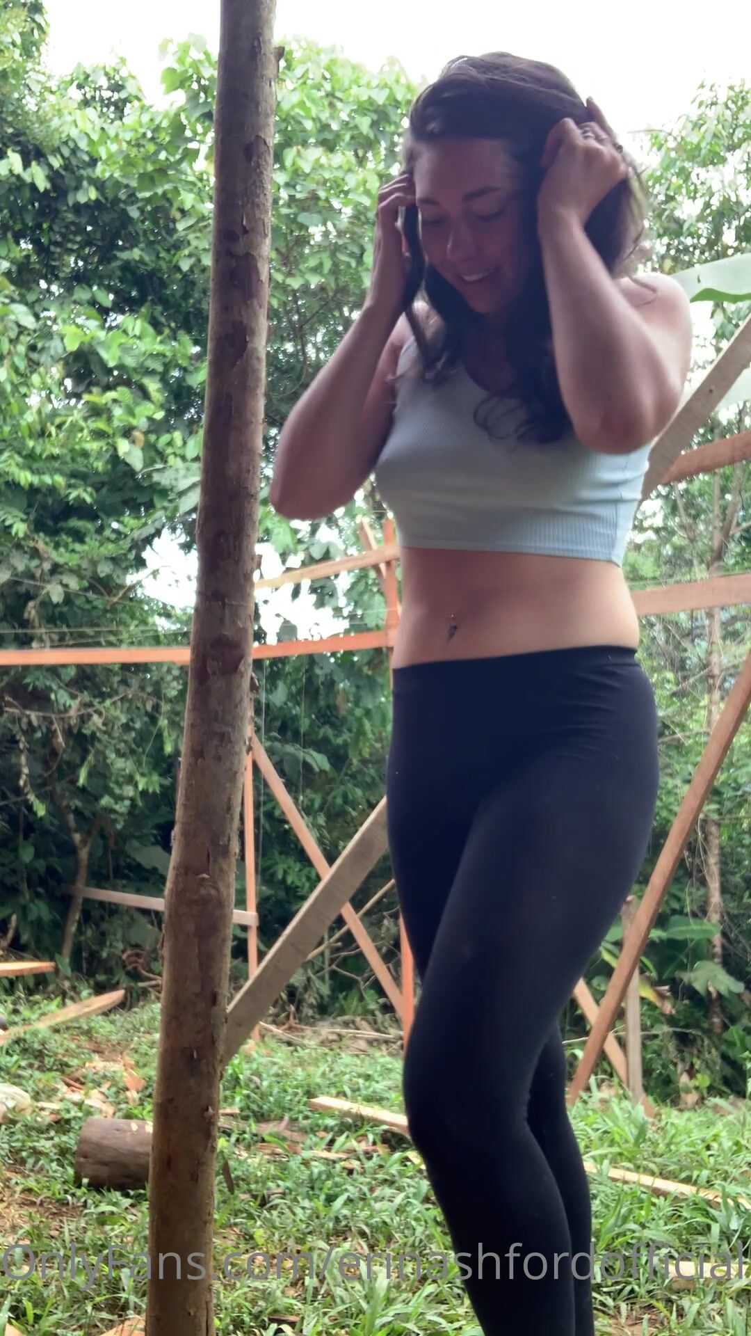 Erin Ashford Outdoor Ass Leak
