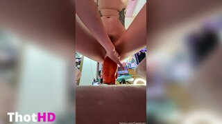Tweetney Pubic Hair Nude XXX