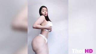 Jaelomain Ass in Lingerie