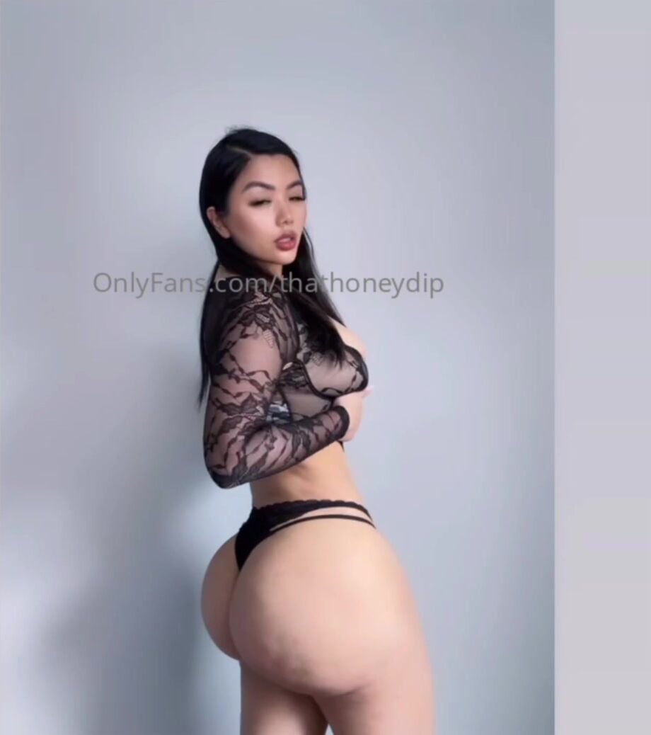 Jaelomain Ass in Lingerie OF