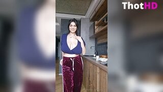 Luna Amor Cleavage and Big Tits Video
