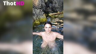 Luna Amor Nude Outdoor Video