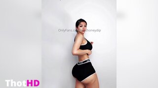 ThatHoneyDip Ass In Shorts Video