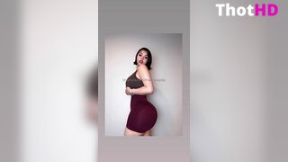 ThatHoneyDip Big Tits NSFW